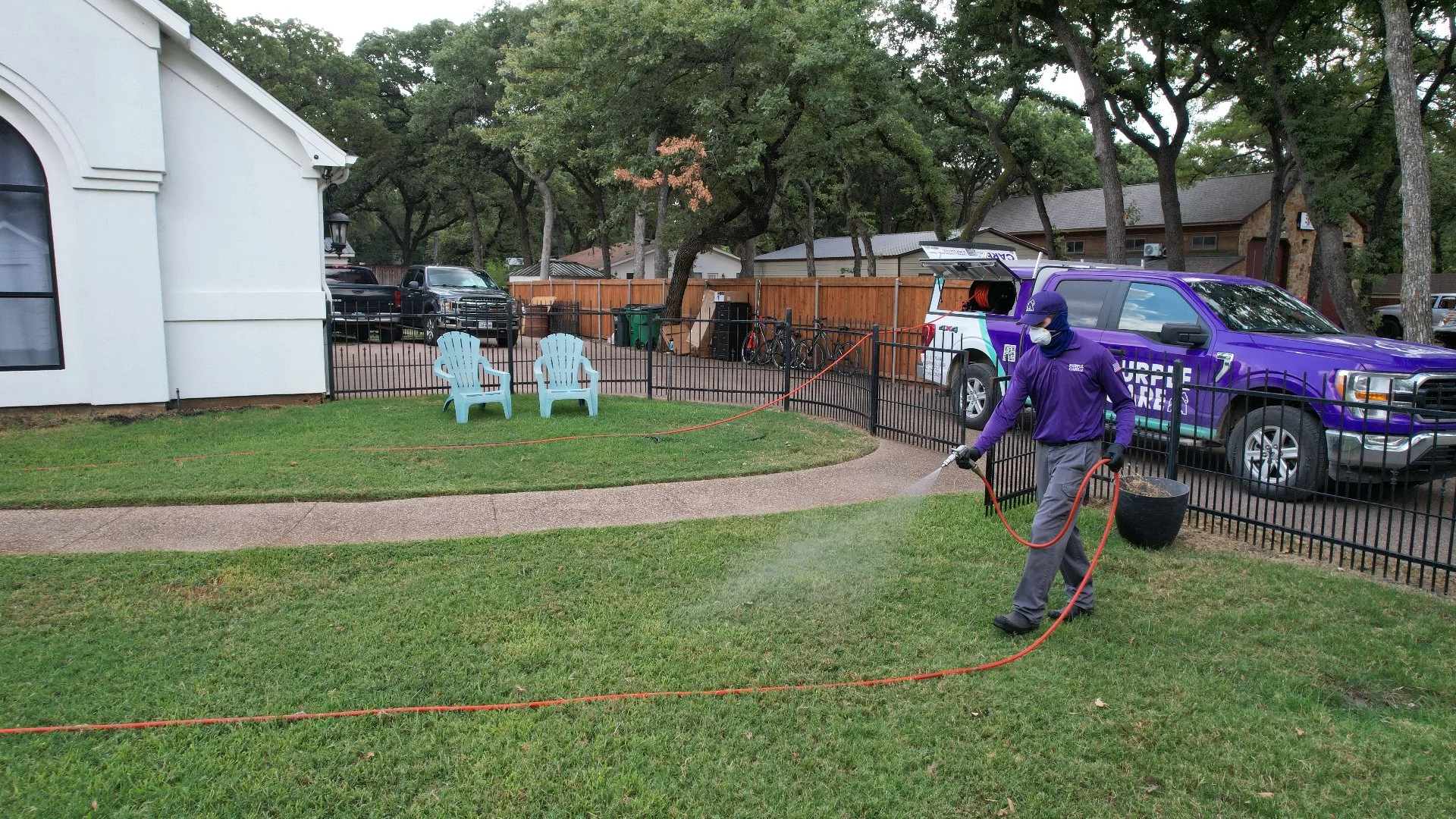 What to Expect From Your Initial Perimeter Pest Control Treatment